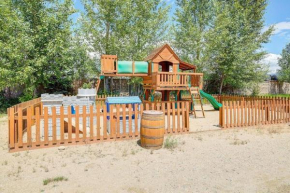 Cozy 3 bedroom Mountain Getaway - Ski Fish Golf Granby